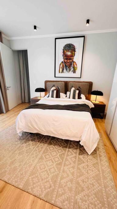 Newton's Place - Luxury Styled 2 Bd
