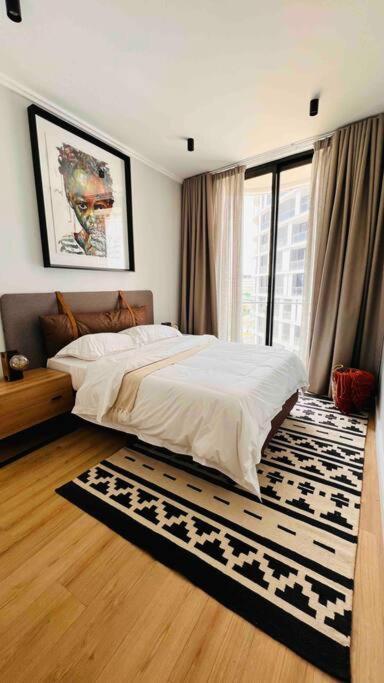 Newton's Place - Luxury Styled 2 Bd * Midrand